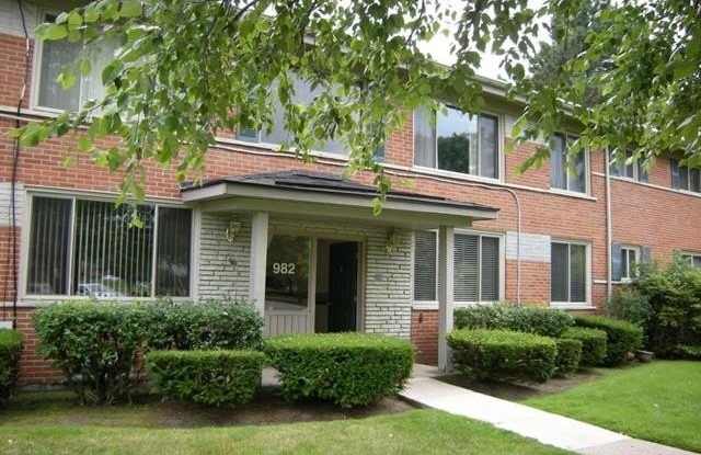 982 N Adams Road photos photos