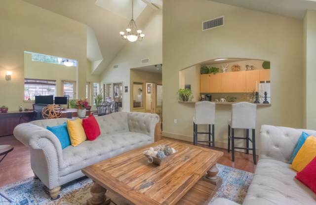 Mill Pointe Apartments Gallery 3