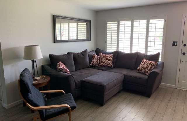 220 E GRISWOLD Road Gallery 3