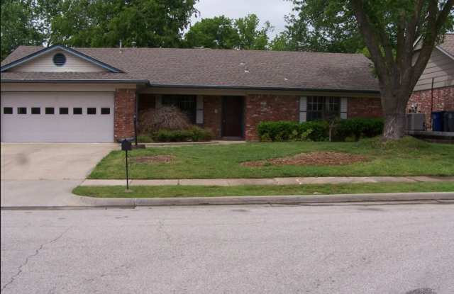 3 Bed | 2 Bath in Central Tulsa! photos photos