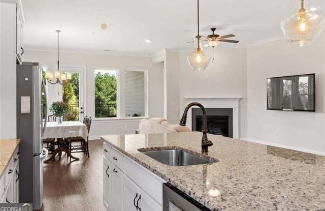 6853 River Rock Drive Gallery 3
