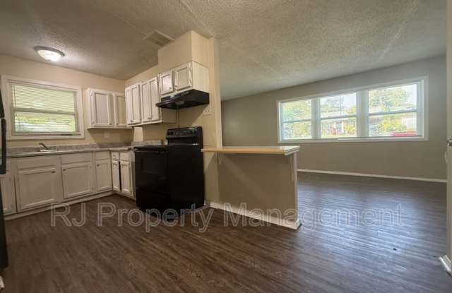 4212 Falcon Dr Gallery 2