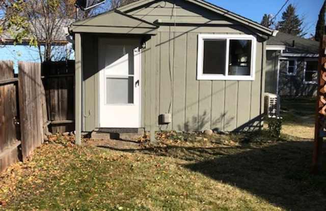 Small One Bedroom House photos photos