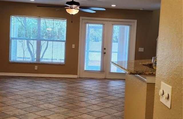 2914 ROYAL TUSCAN Lane Gallery 4