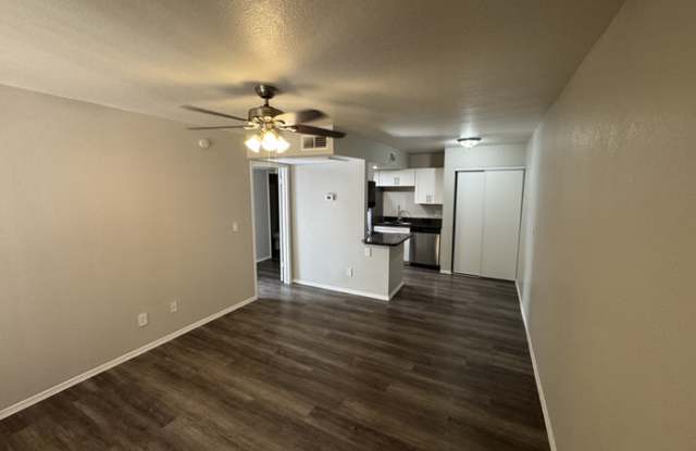 1521 West Denton Lane photos photos