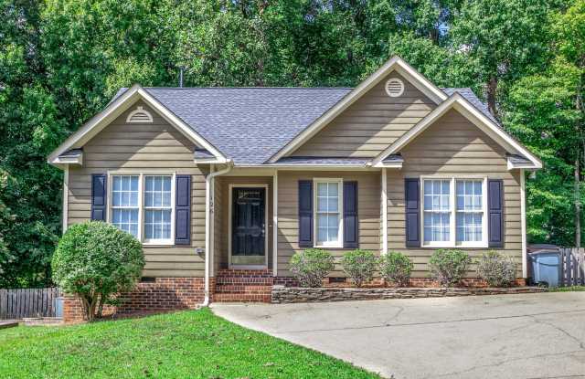 Charming 3 Bedroom Home photos photos