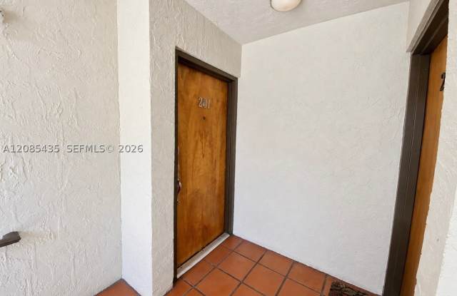 8811 SW 123rd Ct Gallery 3
