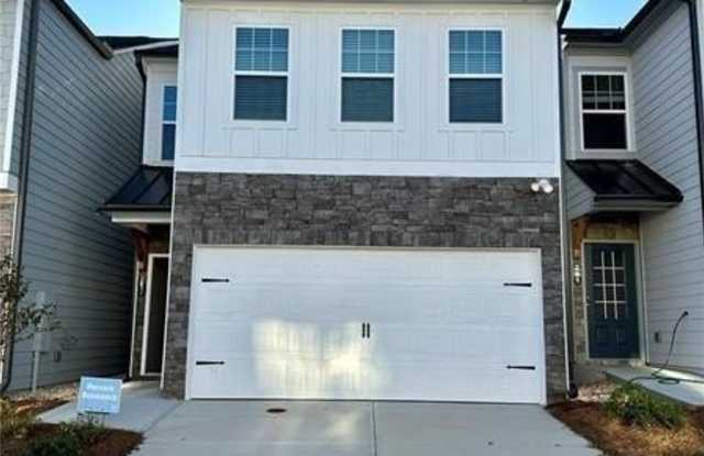 380 Whitetail Circle Gallery 1