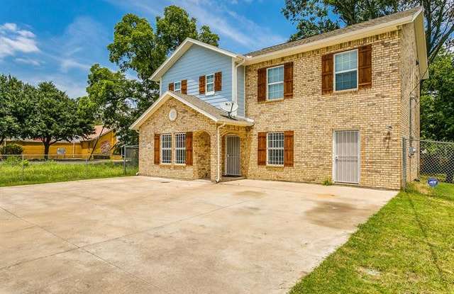 4306 Aztec Drive Gallery 3