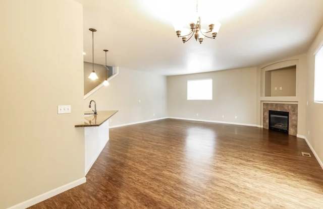 19412 90th Avenue Ct E Gallery 4