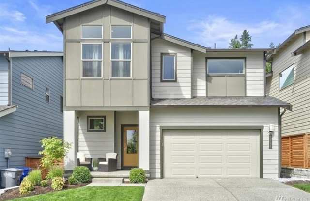8231 31st Street Court East - 8231 31st St Ct E, Edgewood, WA 98371