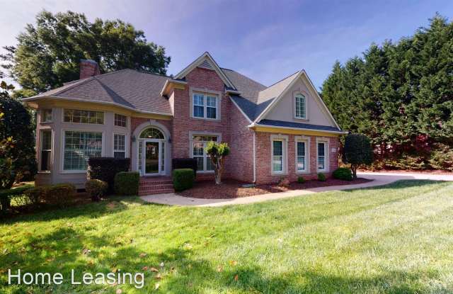 17208 Royal Court Drive - 17208 Royal Court Drive, Davidson, NC 28036