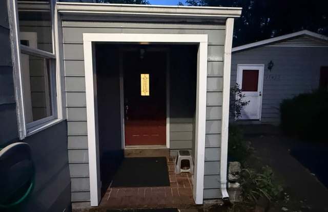 17419 & 17423 WILSON Street Gallery 2