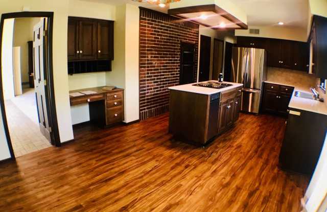 4609 W 113th Terrace Gallery 4