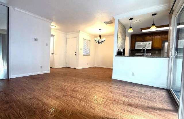1701 Mahogany Way Apt 42 Gallery 1