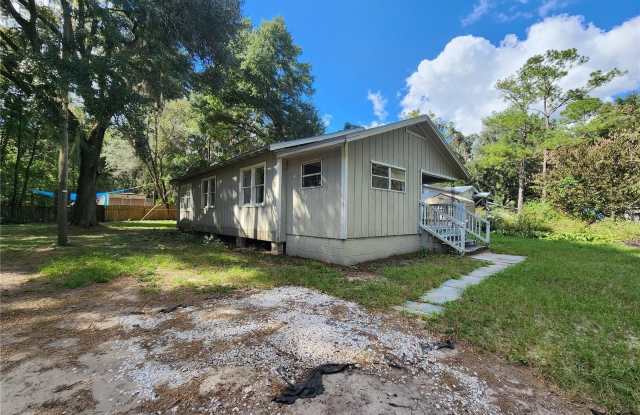 1810 SE 47 TERRACE - 1810 Southeast 47 Terrace, Alachua County, FL 32641