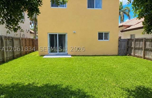 2603 NE 41st Cir Gallery 2