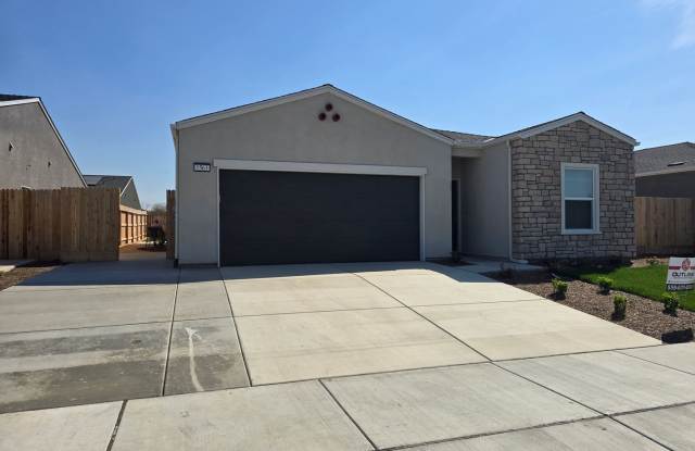 3 BR 2 BA New Build home available 5/3 - 1563 North Mitchell Street, Hanford, CA 93230