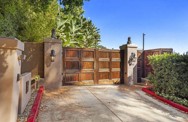 1316 Beverly Grove Pl photos photos