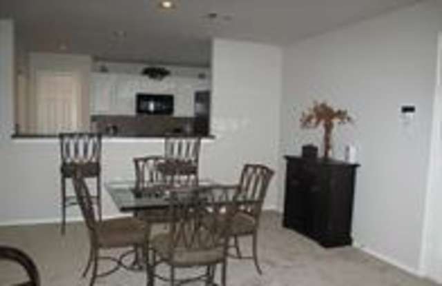 7002 Woodridge Row Drive Gallery 3