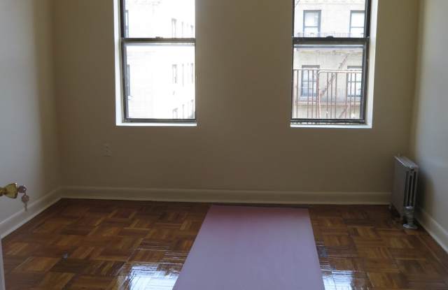 271 Fort Washington Avenue Gallery 3