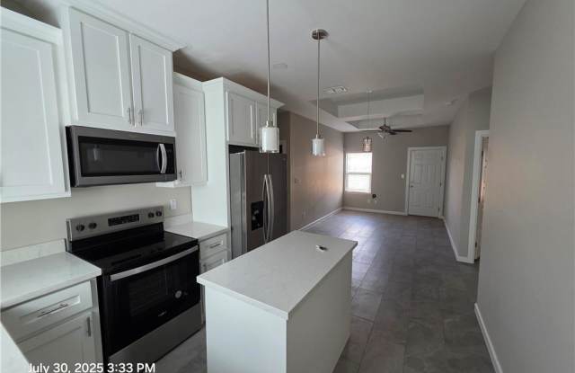 2512 E Israel Avenue - 3 Gallery 3