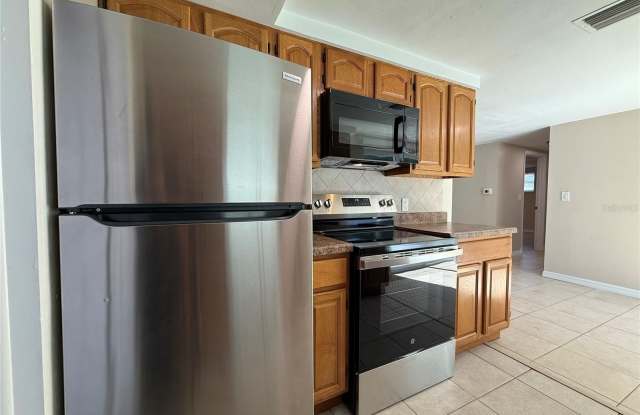 7138 ASHWOOD DRIVE Gallery 4