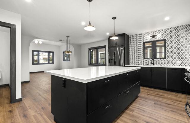 5420 Monroe St - 5420 Monroe Street, Los Angeles, CA 90038