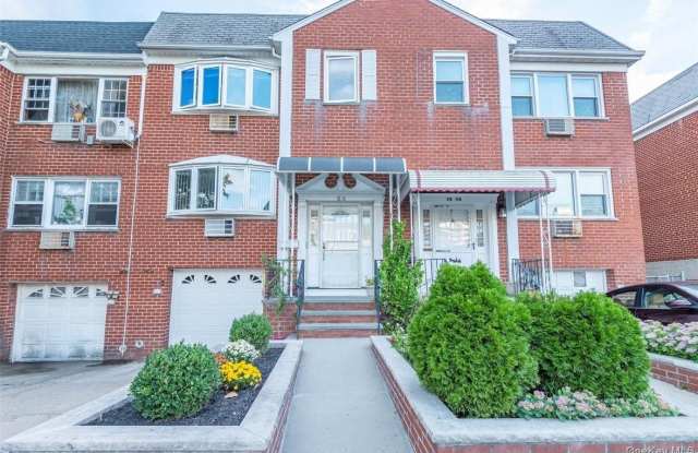 18-16 Bell Boulevard unit: 3 photos photos 18-16 Bell Boulevard unit: 3 photos photos