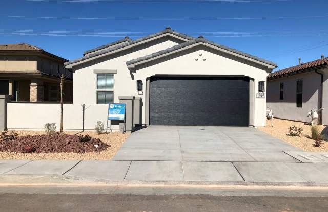 AVAILABLE!! Beautiful Brio Home!  PET FRIENDLY!! Gallery 1
