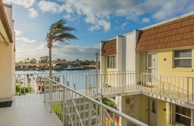 1315 Bayshore Drive photos photos