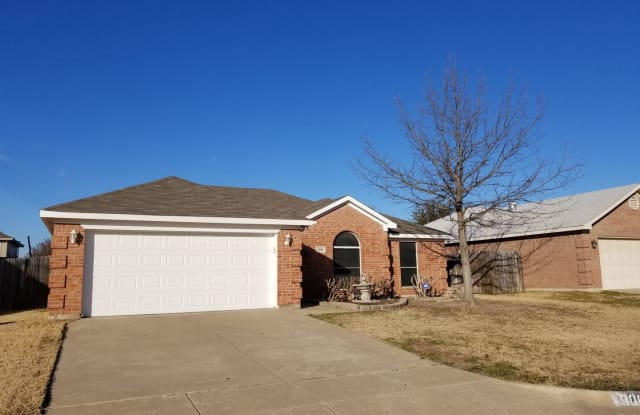 8009 Berkshire Dr - 8009 Berkshire Drive, Fort Worth, TX 76137