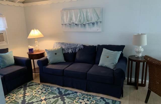 600 Monmouth Avenue unit: Cottage photos photos