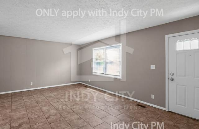 3928 Delmont Drive Gallery 2