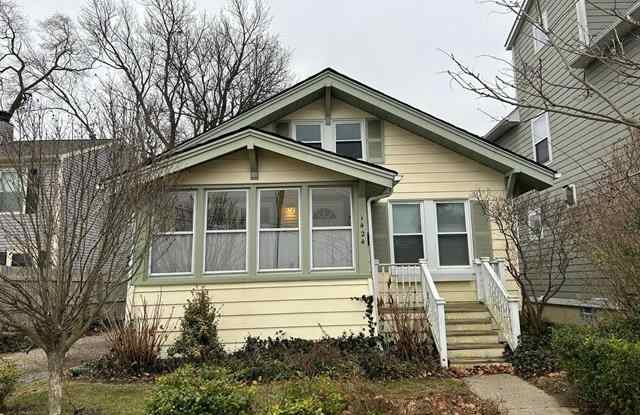 1424 SMITH Avenue Gallery 1