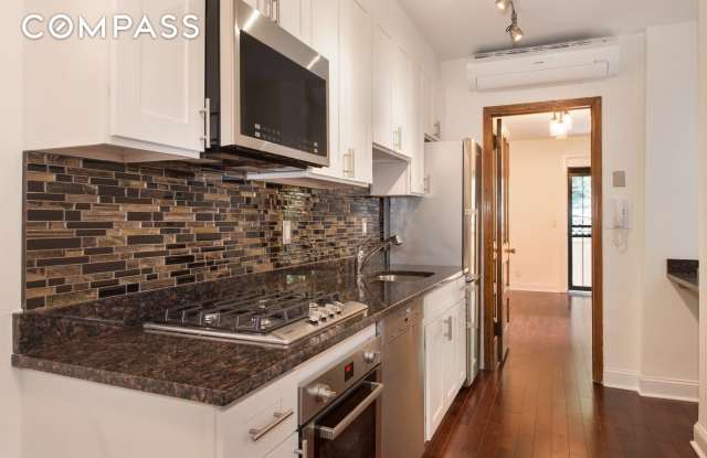 39 West 69th Street Gallery 2