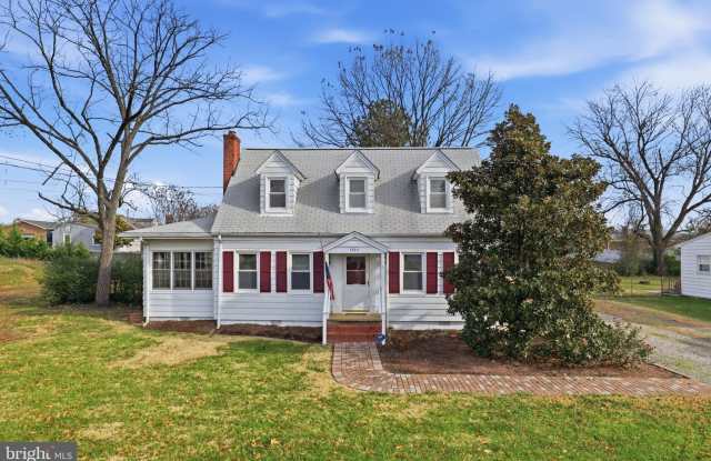 13411 WOODBRIDGE Street photos photos