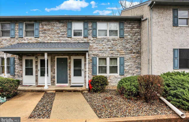 10 MAPLEWOOD AVENUE photos photos
