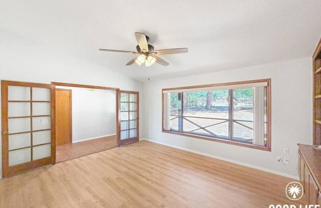 19286 Paradise Mountain Rd Gallery 3