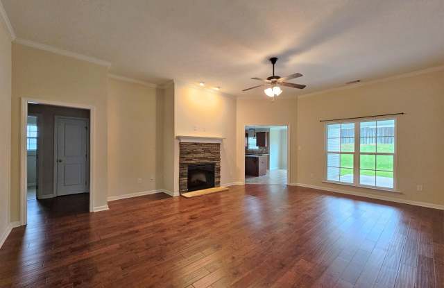 3233 WINDWOOD STREET Gallery 2