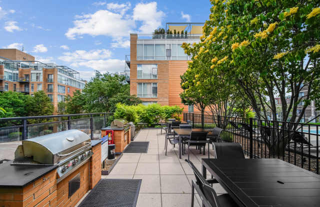 1717 Evanston Gallery 2