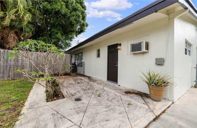 1501 SW 21st St photos photos 1501 SW 21st St photos photos