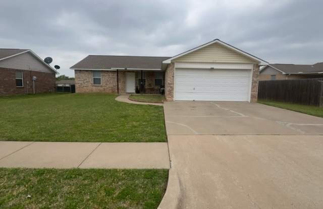 213 Bobbie Ann Court photos photos