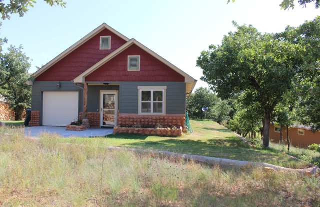 Beautiful home in Medicine Park !! - 123 Granite Ridge Circle, Medicine Park, OK 73557