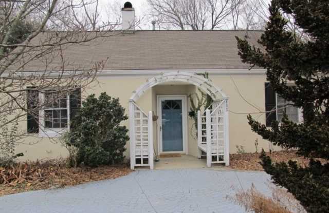 Chapel Hill / Historical District House photos photos