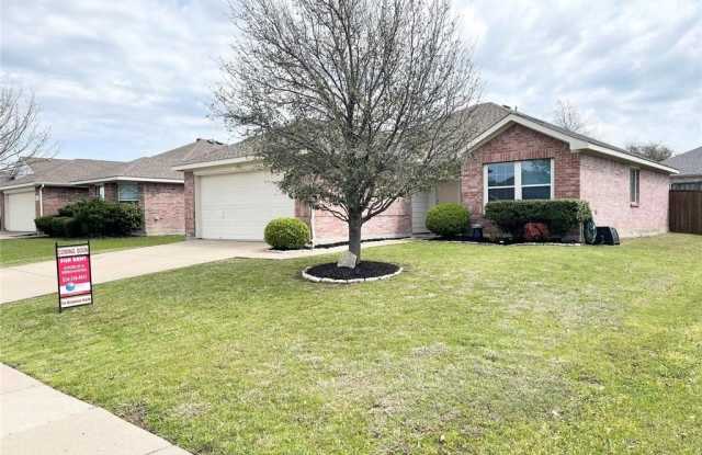 516 Robinwood Drive - 516 Robinwood Road, Wylie, TX 75098