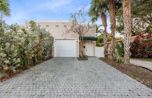316 SW 16th St photos photos