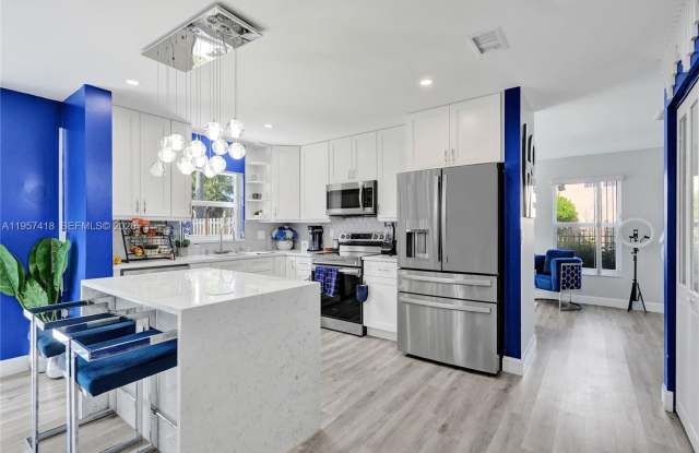 2001 Barcelona Terrace 2001, Margate, FL 33063 photos photos