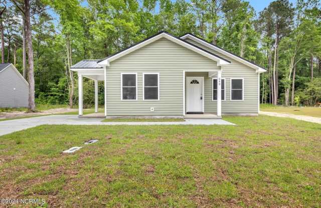 640 Walnut Drive - 640 Walnut Drive, Onslow County, NC 28540
