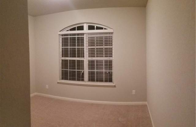 275 Lillianite Gallery 4